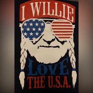 Everyone loves a tee shirt I Willie love the USA